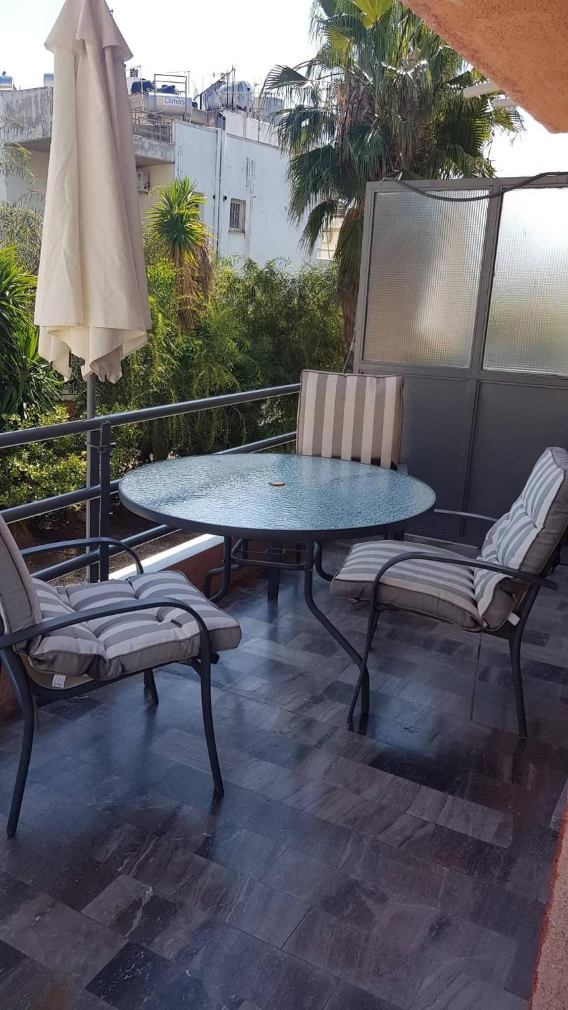 Athina Apartments Толон Экстерьер фото