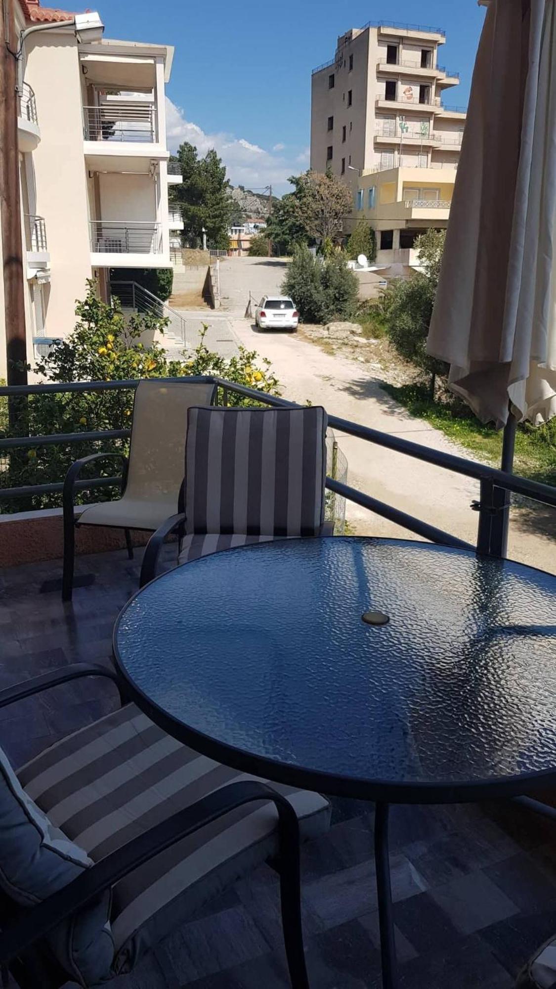 Athina Apartments Толон Экстерьер фото