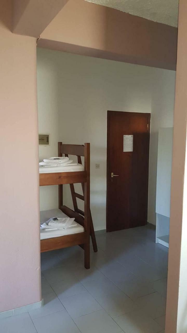 Athina Apartments Толон Экстерьер фото